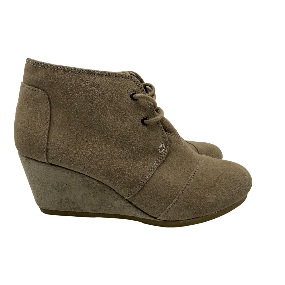 TOMS Desert Wedge Booties Womens 8 Taupe Excellent Suede Lace Up Ankle Boots